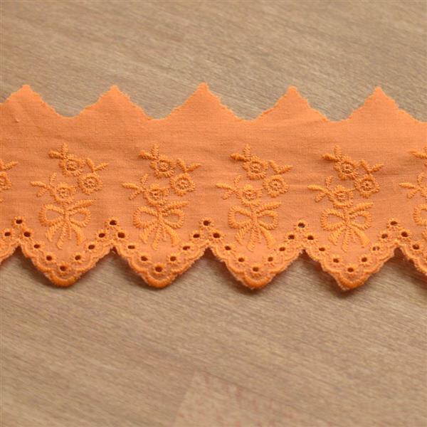 Baumwollspitze Englische Stickerei 54mm Orange