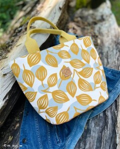 Canvas Dancing Leaves Blätter